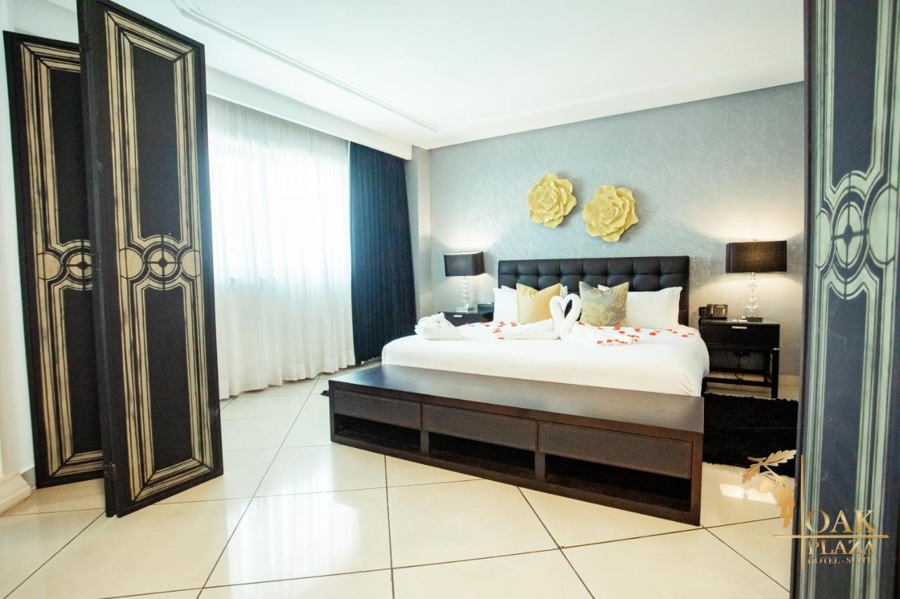 Oak Plaza Hotels East Airport Accra Exterior photo